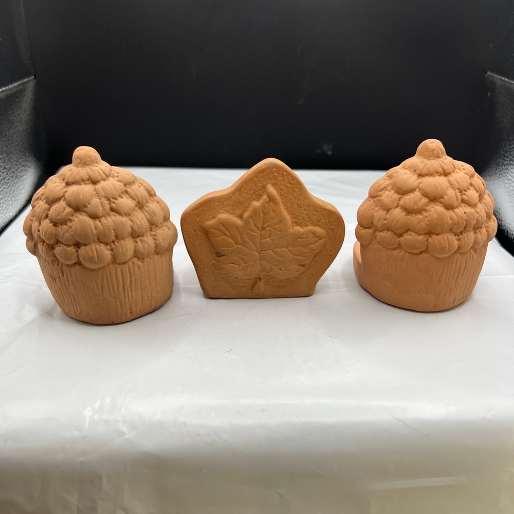 Vintage 1997 Terracotta Leaf & Acorn Plant Pot Feet Set of 3 Clay Pot Risers